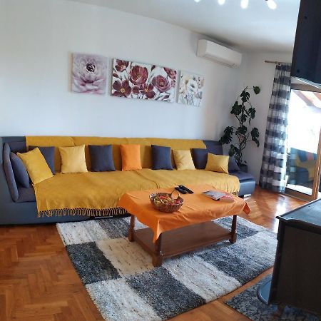 House Ana - Loborika, Pula, 4 Bedrooms Екстериор снимка